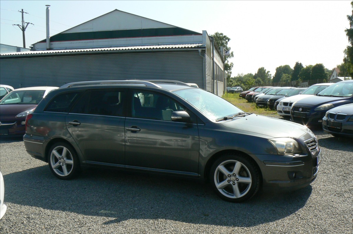 toyota-avensis-2-2-d4-d - 6