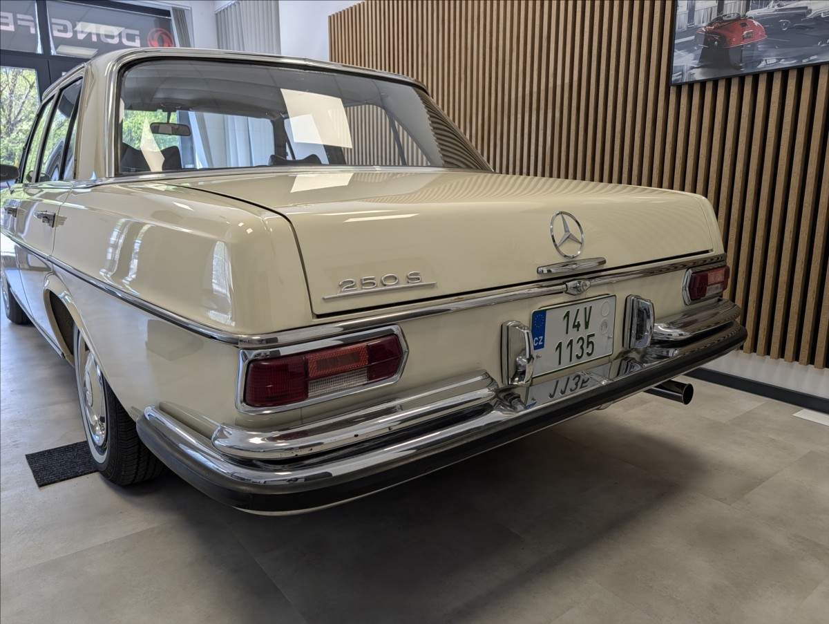 mercedes-benz-tridy-s-250s-w108 - 5