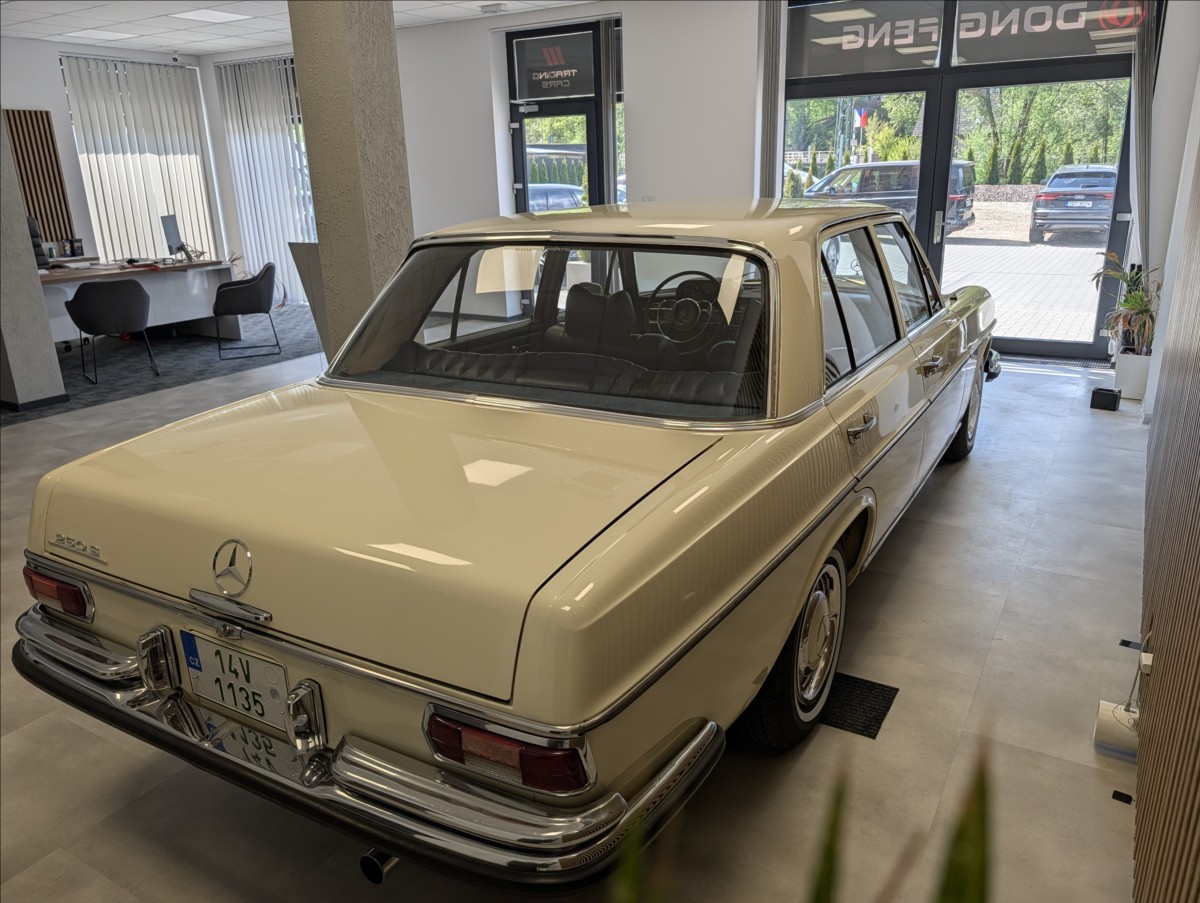 mercedes-benz-tridy-s-250s-w108 - 6