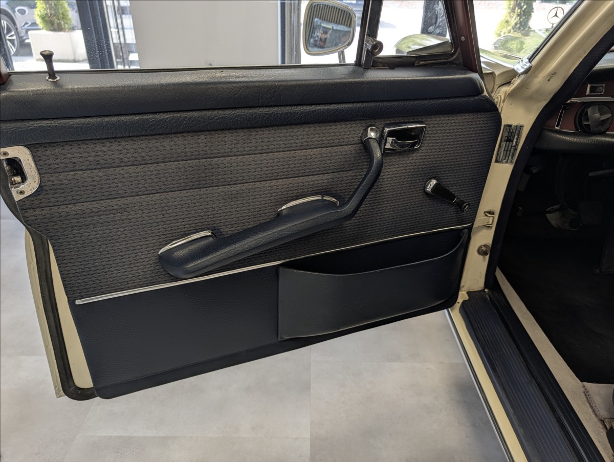mercedes-benz-tridy-s-250s-w108 - 9
