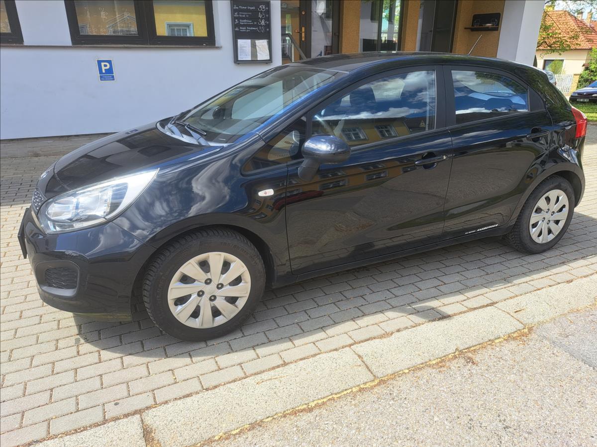 kia-rio-1-3-i - 3