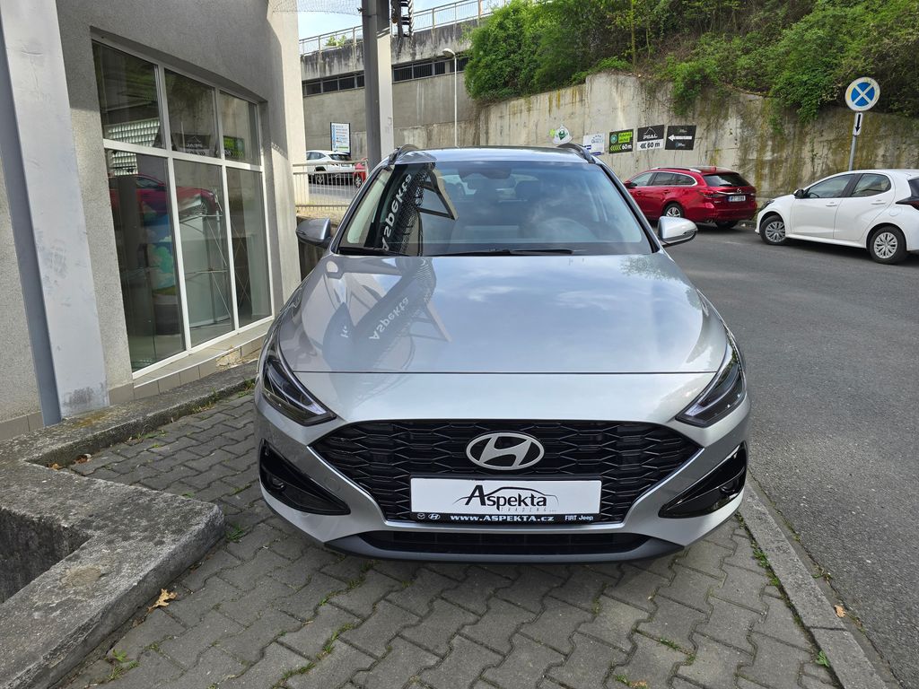 hyundai-i30-1-0-t-gdi-go-czech - 7