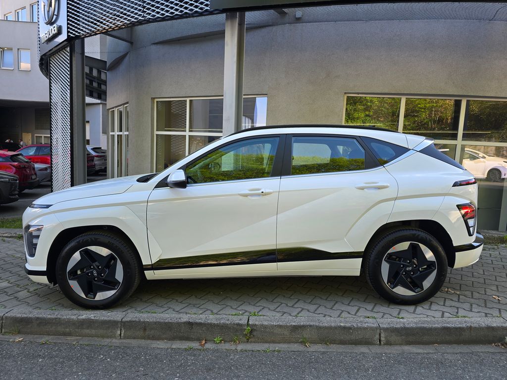 hyundai-kona-64-8kwh-smart-range-clima - 1