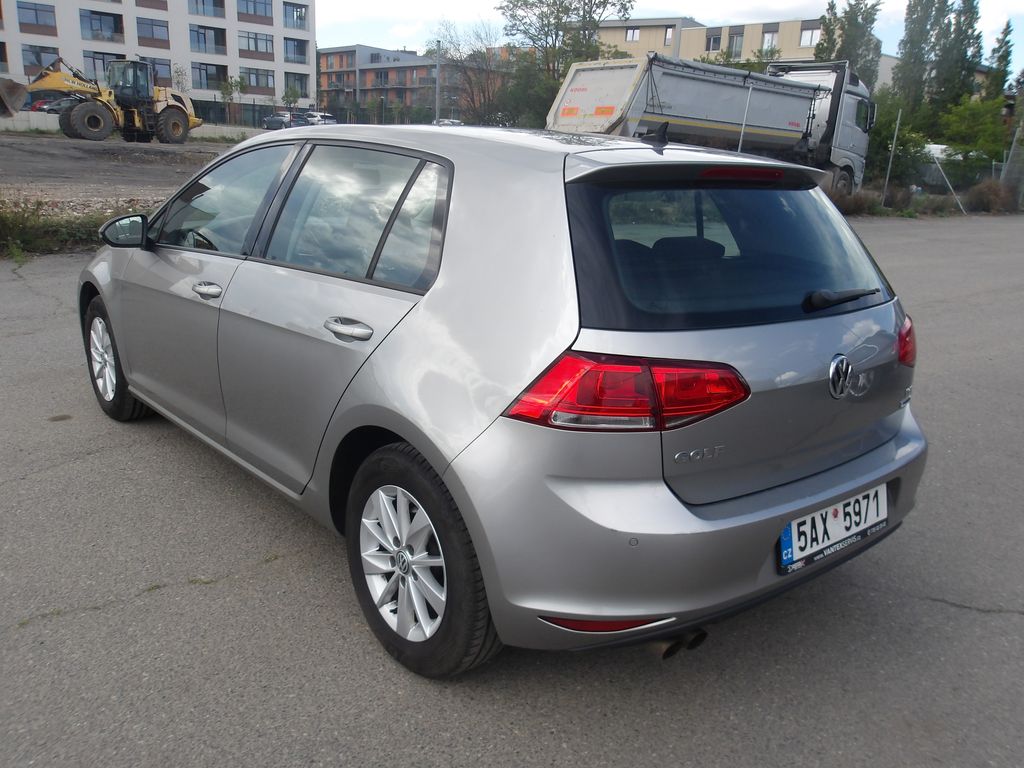volkswagen-golf-1-4tsi-92kw-cr-2-maj - 9