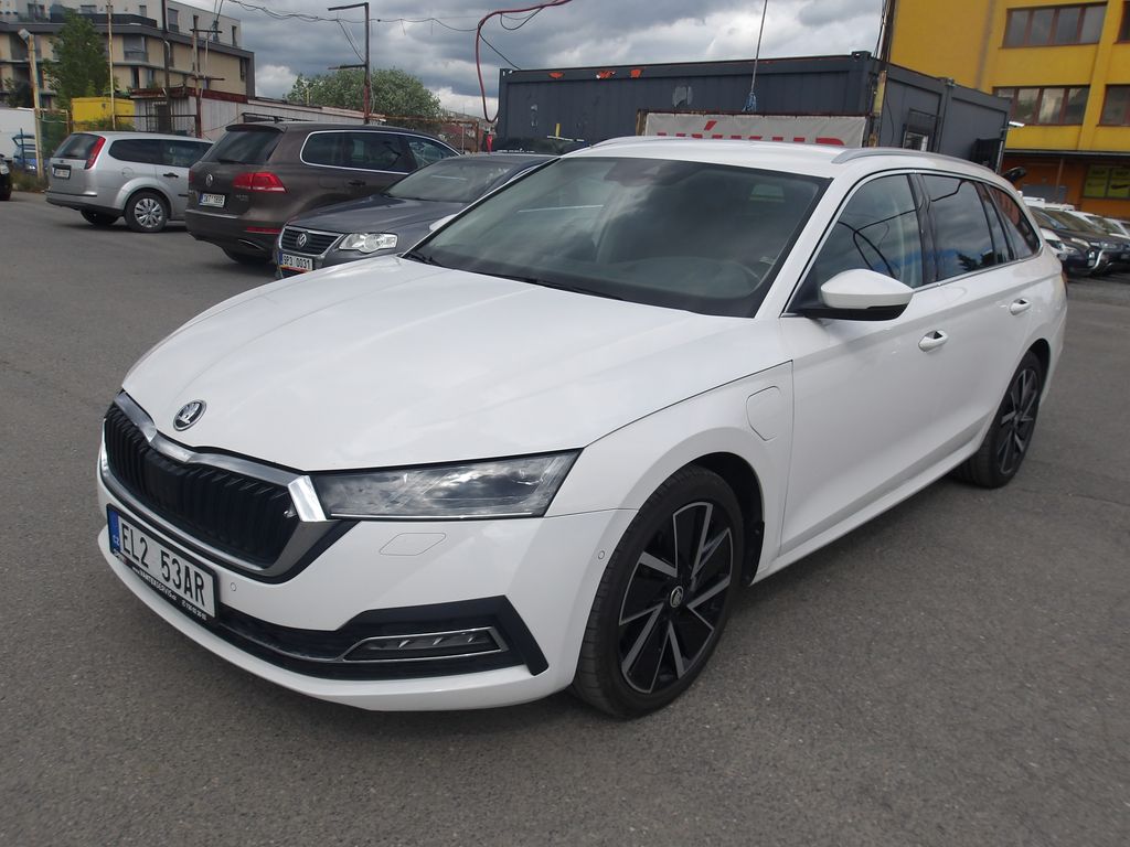 Škoda Octavia 1,4TSi BA+EL ČR ! MAX.VÝBAVA !