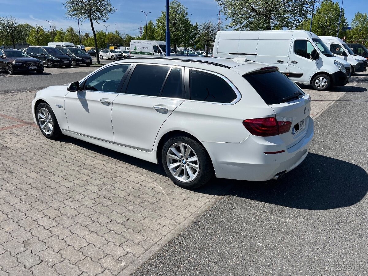 bmw-rada-5-2-0-520-d-touring - 4