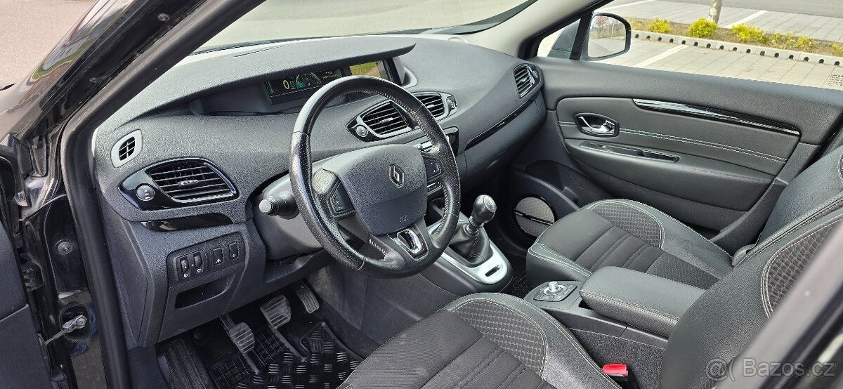 renault-grand-scenic-1-6-dci-96kw-2014-7-mistny - 9