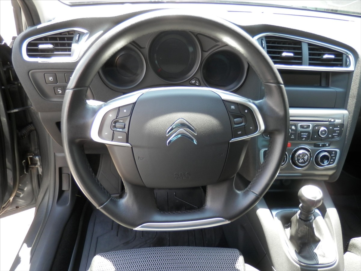 citroen-c4-1-2-pt-96kw-pure-tech-vybava - 9