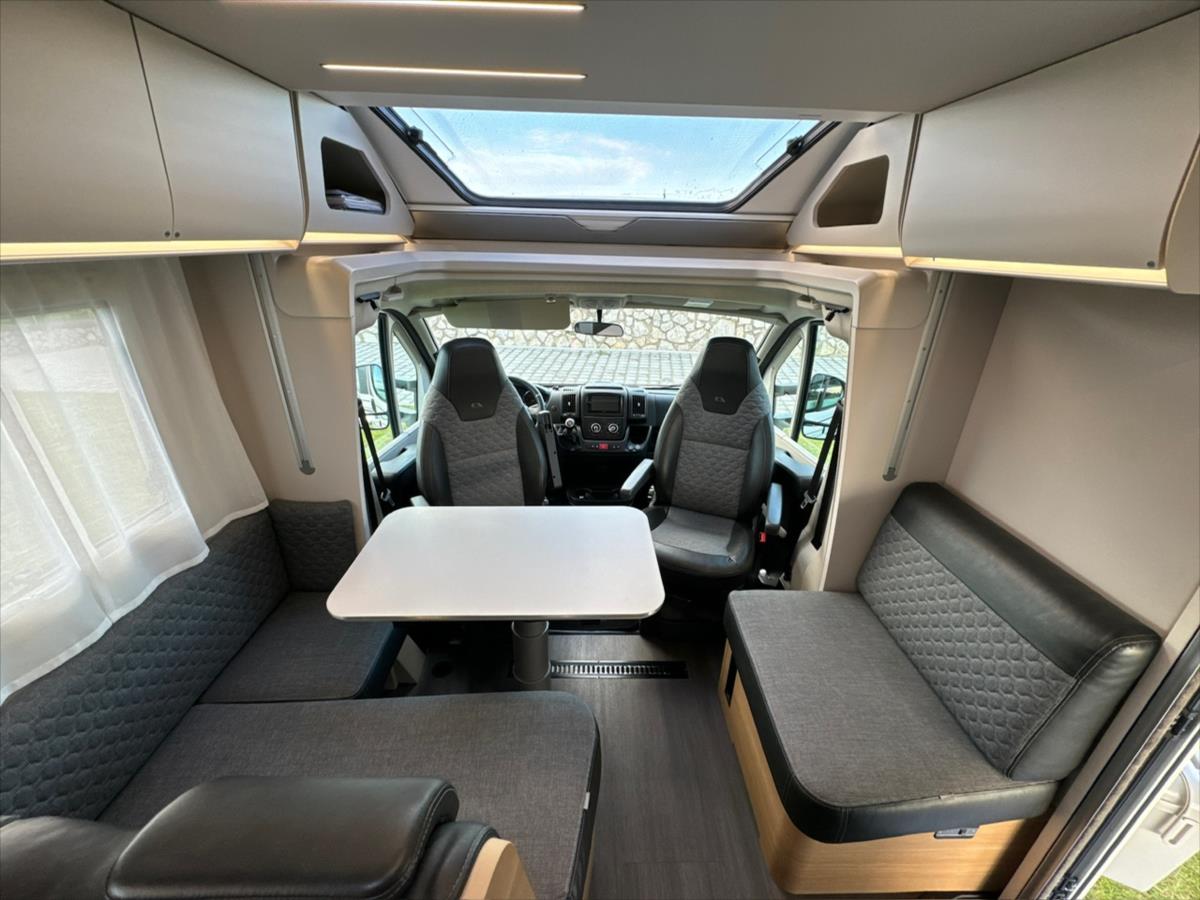 adria-matrix-axess-650sl-2-2hdi-165hp-obytny-automobil - 7