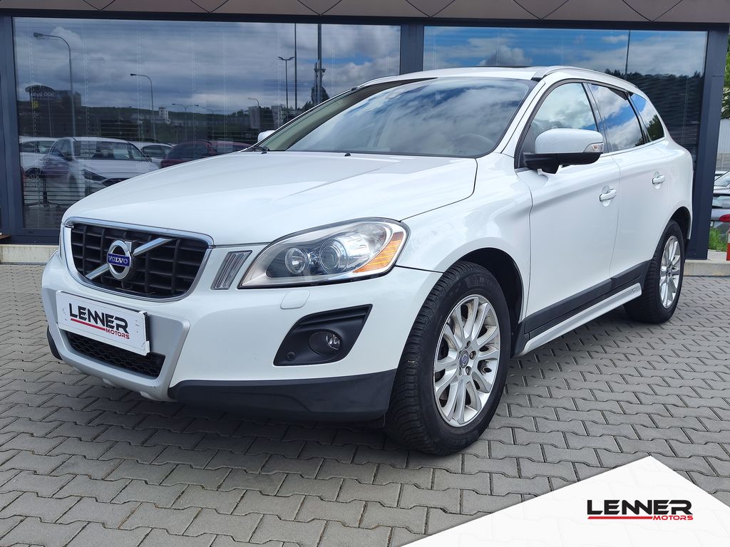 Volvo XC60 D5 2.4/136kW Summum AUT.