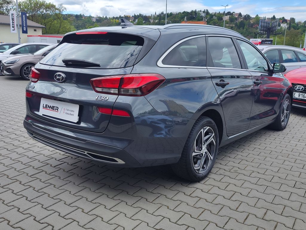 hyundai-i30-1-5-t-gdi-117kw-smart-mhev - 4