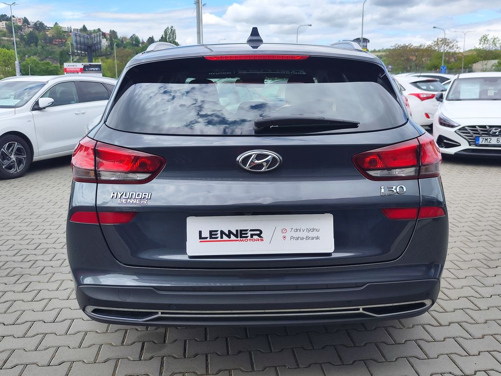 hyundai-i30-1-5-t-gdi-117kw-smart-mhev - 5