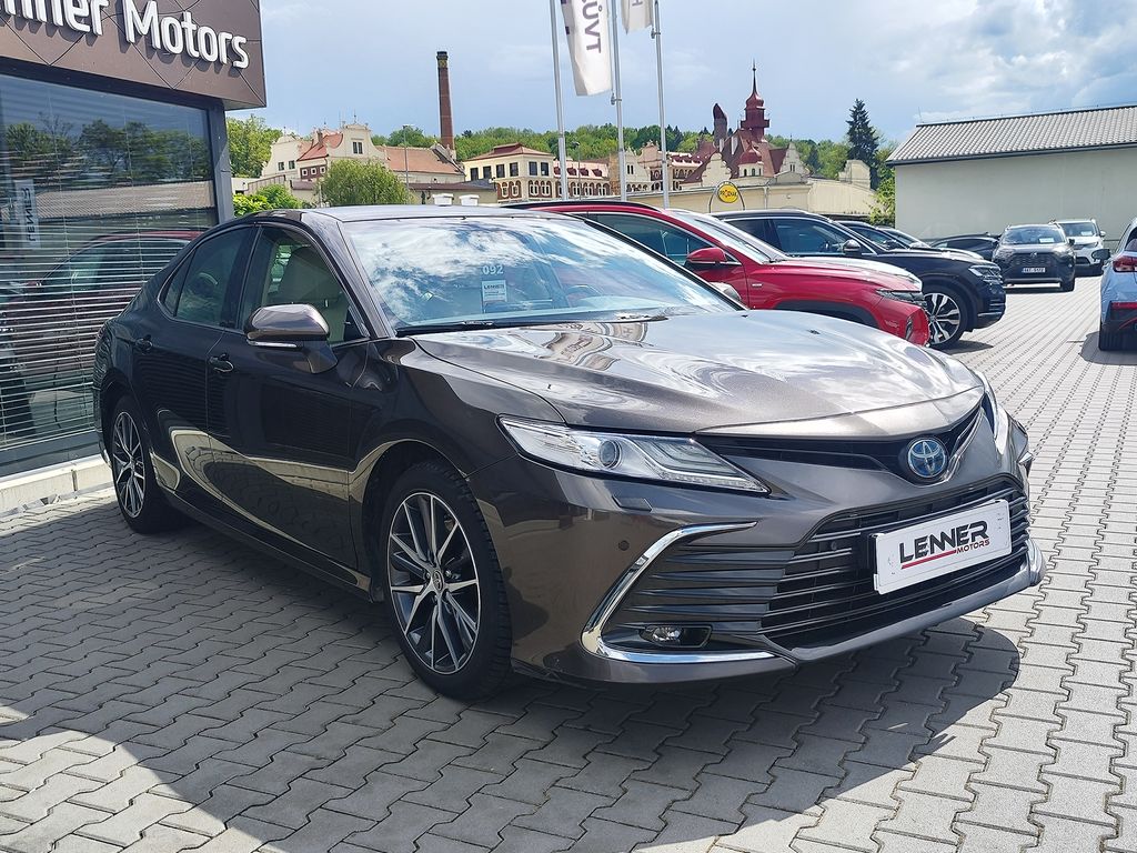 toyota-camry-2-5-hev-160kw-executive-e-cvt - 2