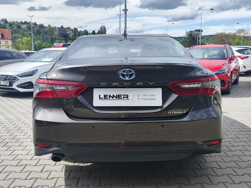 toyota-camry-2-5-hev-160kw-executive-e-cvt - 5