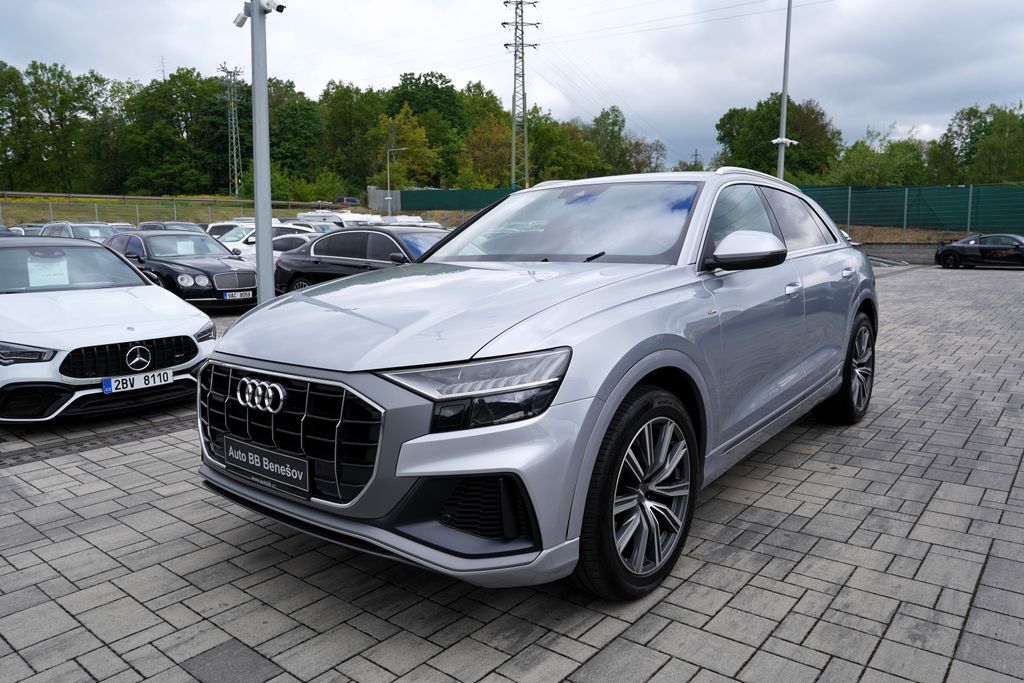 audi-q8-55-tfsi-q-21-kola-s-line-b-o - 1
