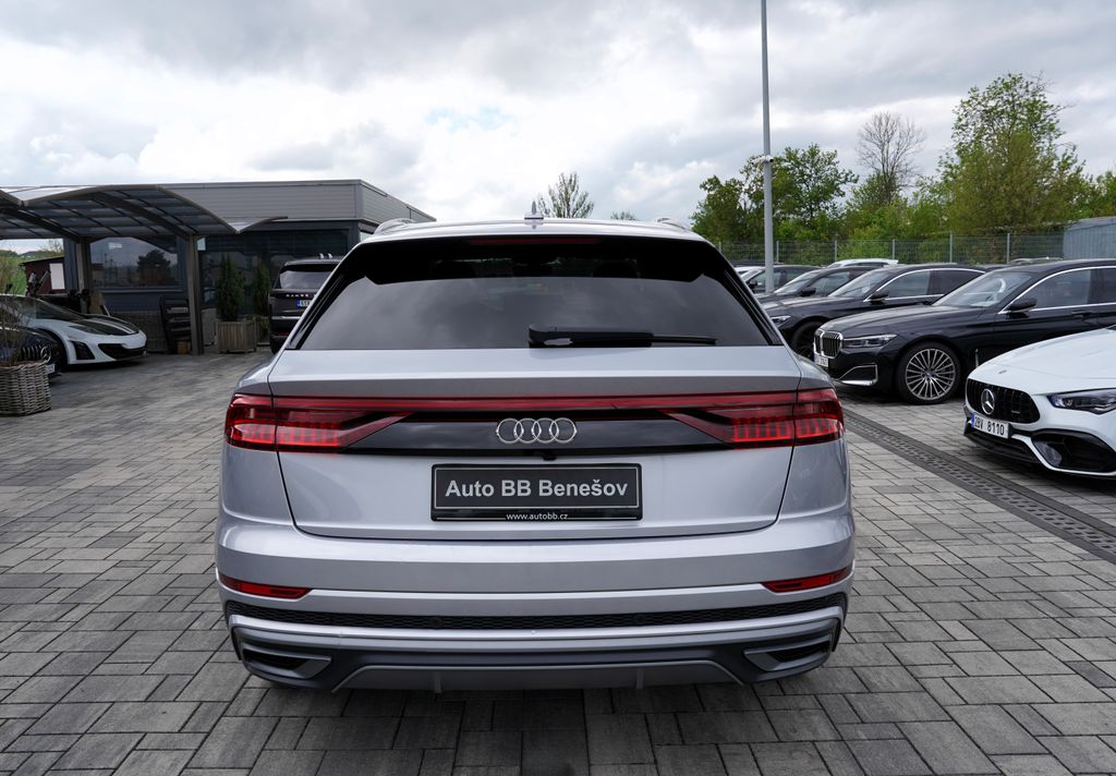 audi-q8-55-tfsi-q-21-kola-s-line-b-o - 4