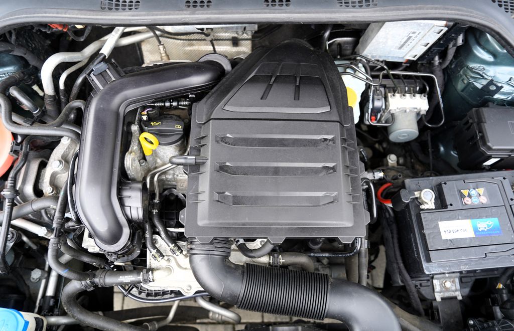 skoda-rapid-1-0-tsi-95-ps-style-al-led-cr - 9