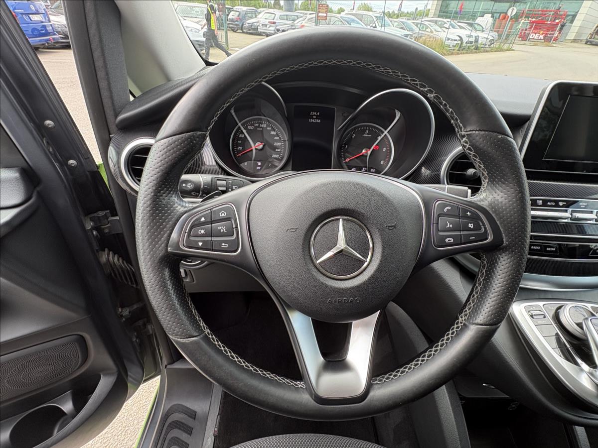 mercedes-benz-tridy-v-2-2-250-cdi-4m-led-navi-kamera - 6