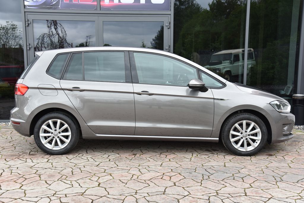 volkswagen-golf-sportsvan-1-2-tsi-81-kw-lounge - 4