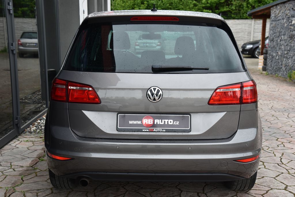 volkswagen-golf-sportsvan-1-2-tsi-81-kw-lounge - 6
