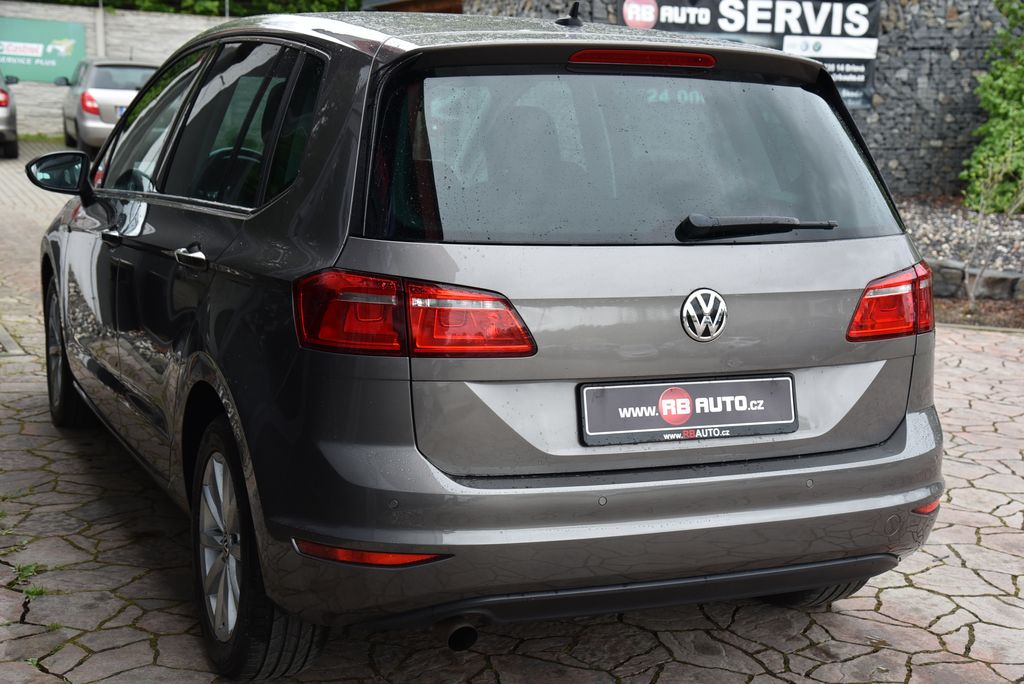 volkswagen-golf-sportsvan-1-2-tsi-81-kw-lounge - 7