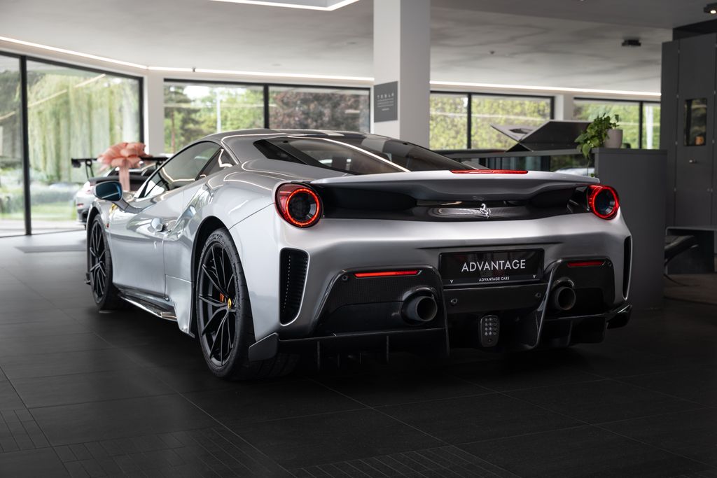 ferrari-488-atelier-karbon-lift - 3
