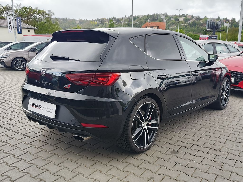 seat-leon-2-0-tsi-241kw-cupra-dsg - 4