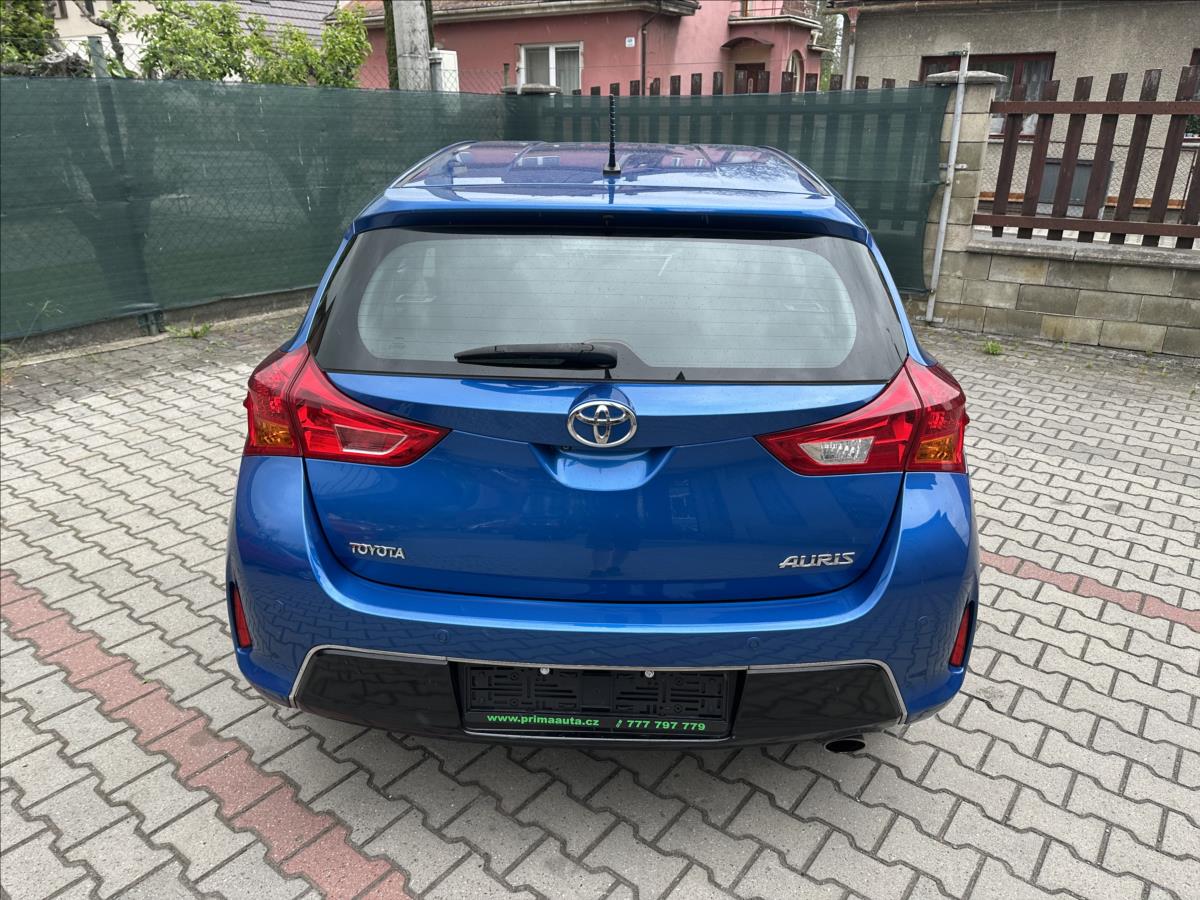 toyota-auris-1-6-exclusive - 7