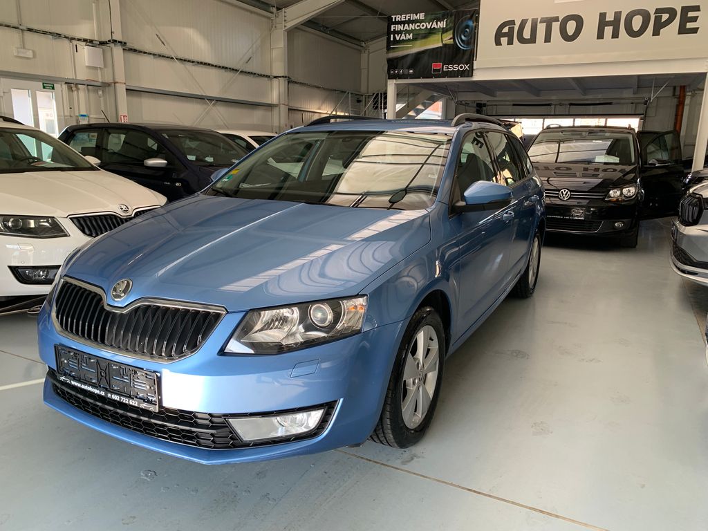 skoda-octavia-combi-2-0-tdi-4x4-elegance - 2