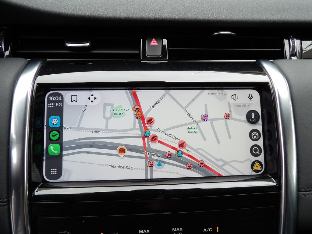 land-rover-discovery-sport-d150-s-awd-a-t-7mist-tazne-dph - 9