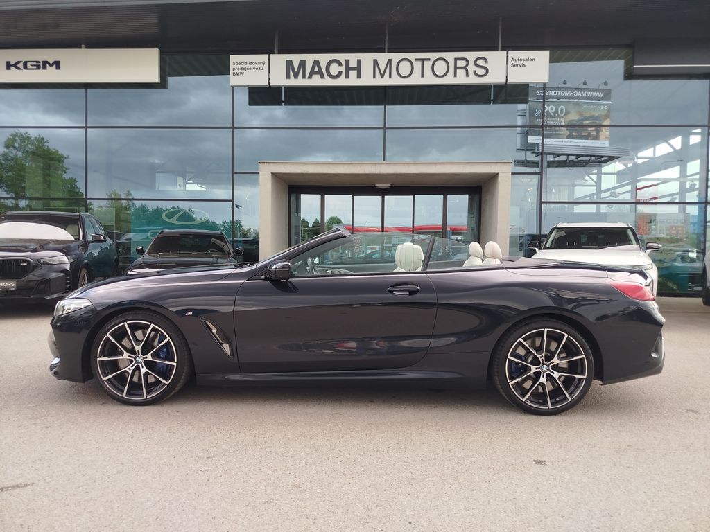 bmw-rada-8-m850i-xdrive-cabrio-max-vybava - 6
