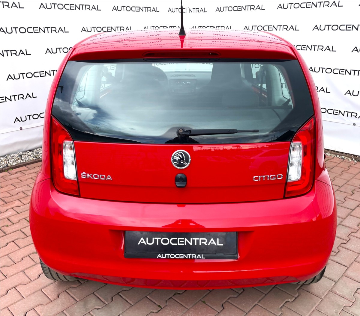 skoda-citigo-1-0-mpi-najeto-69tkm - 4