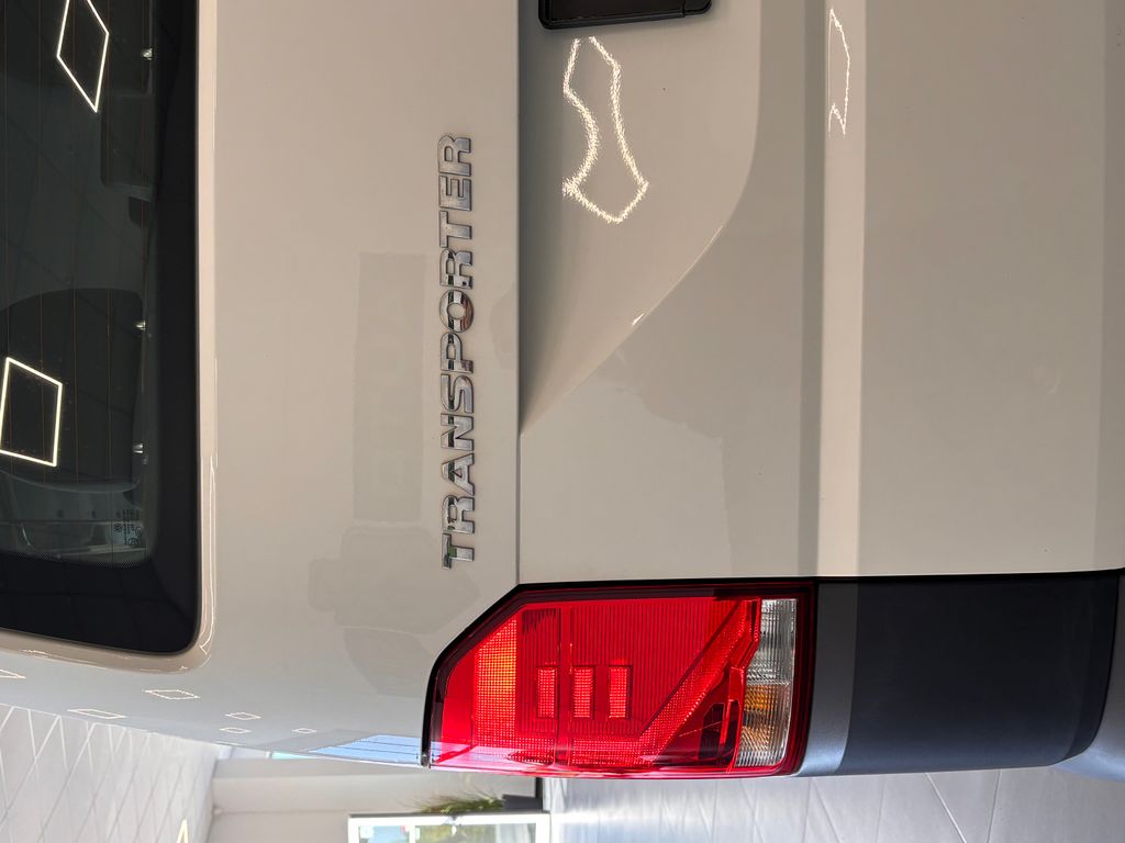 volkswagen-transporter-81kw-89-tis-km-9-mist-vc-dph - 5