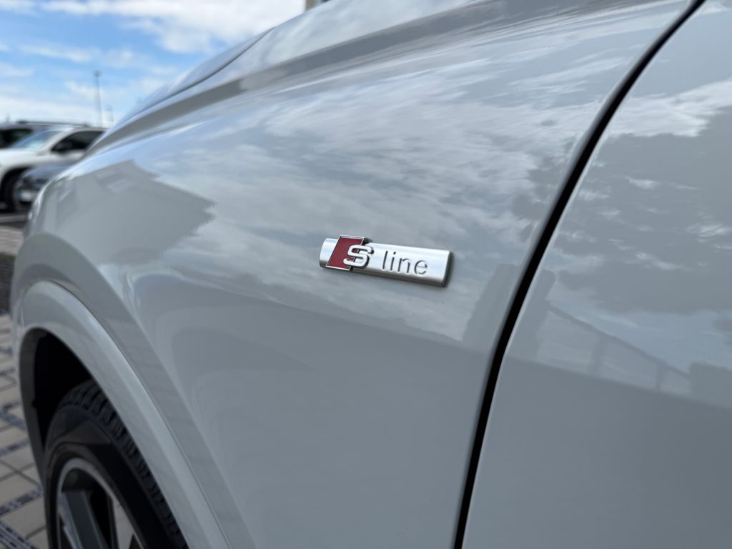 audi-q4-40-150-kw-s-line-82-kwh - 5