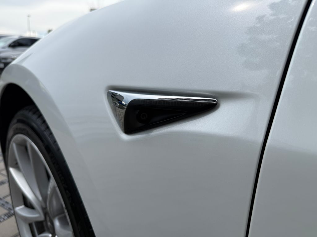 tesla-model-3-long-range-awd - 5
