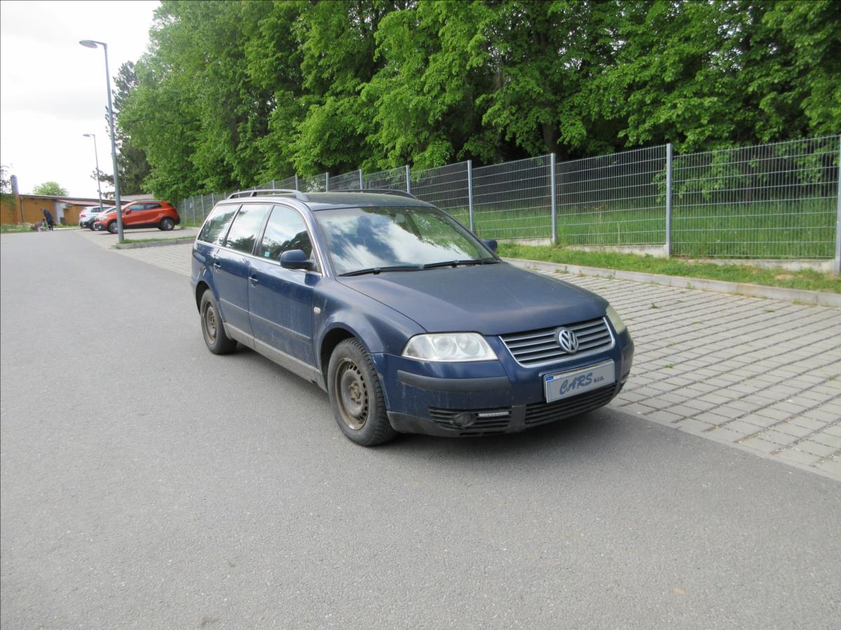 volkswagen-passat-1-9-tdi-klima-vyhr-sed - 4