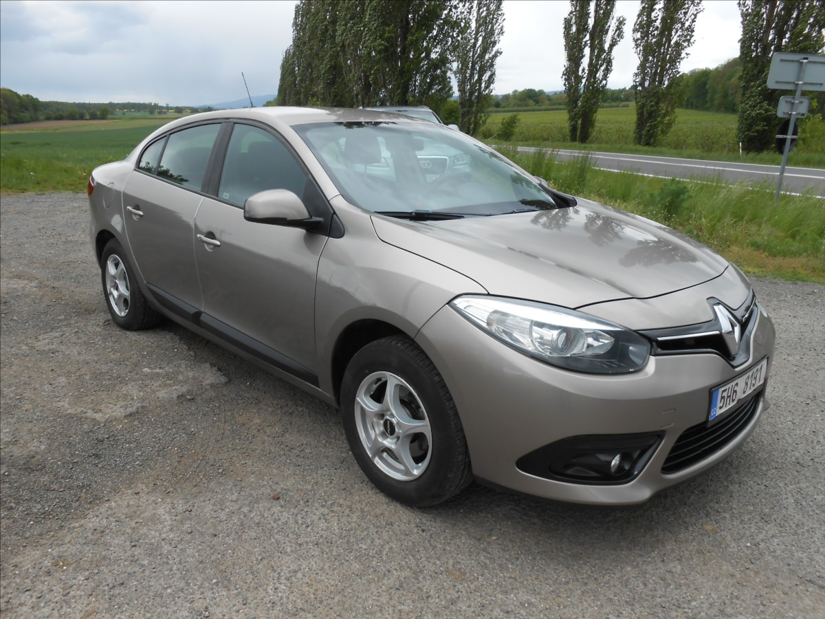 renault-fluence-1-6-82-kw-cz-klima-1-majitel - 4