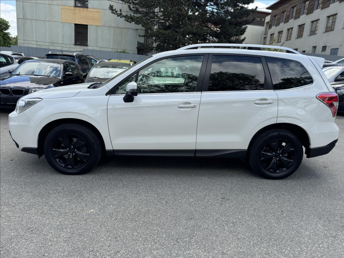 subaru-forester-2-0-facelift-xenon - 4
