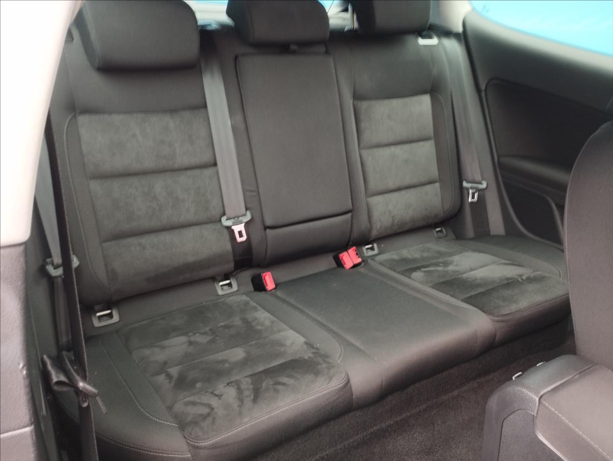 volkswagen-golf-1-4-tsi-118kw - 8