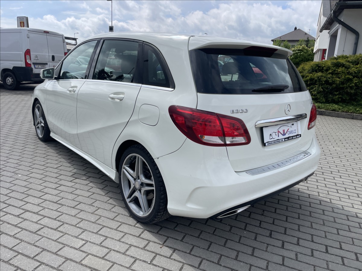 mercedes-benz-tridy-b-2-2-cdi-b200-premium-automat-led - 2