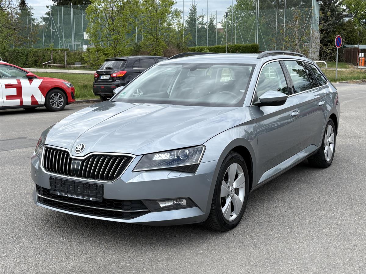 Škoda Superb 1,6 TDi 88kW Xenon,ACC,Výhřev