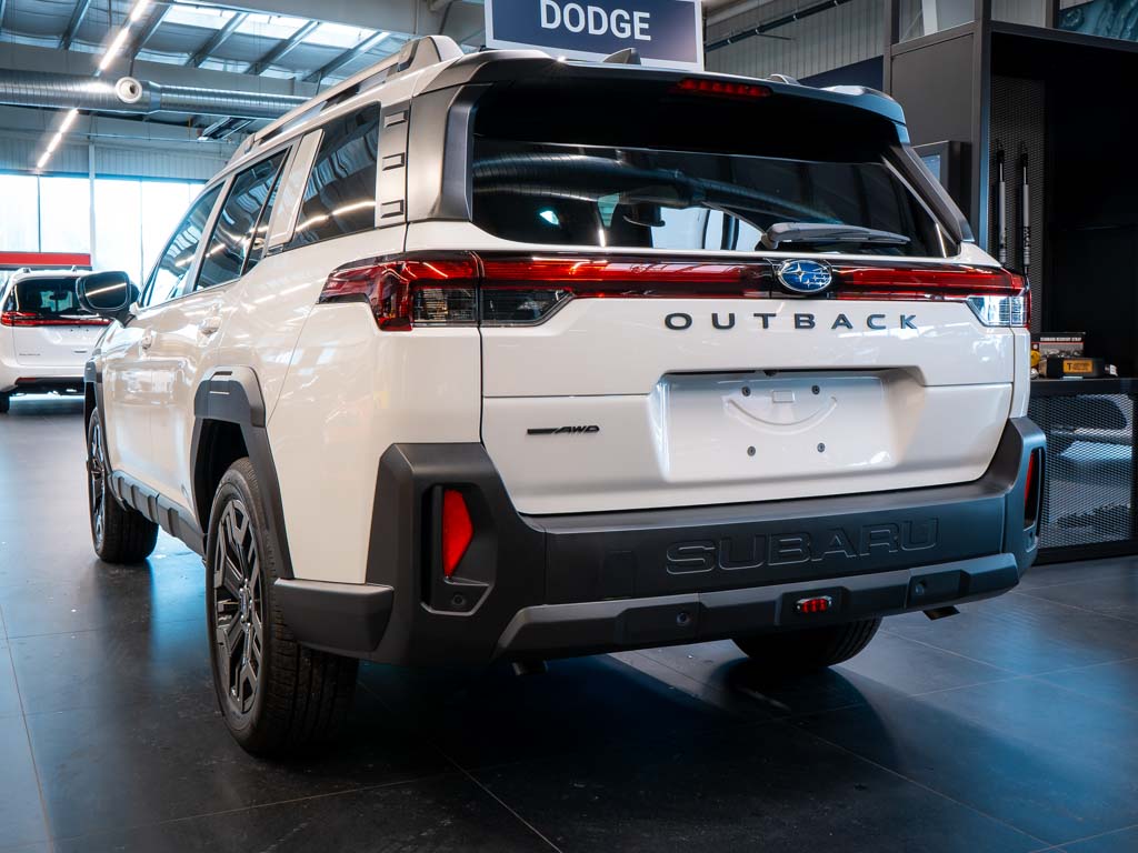 subaru-outback-2-4-limited-xt-260hp-awd-2026 - 1