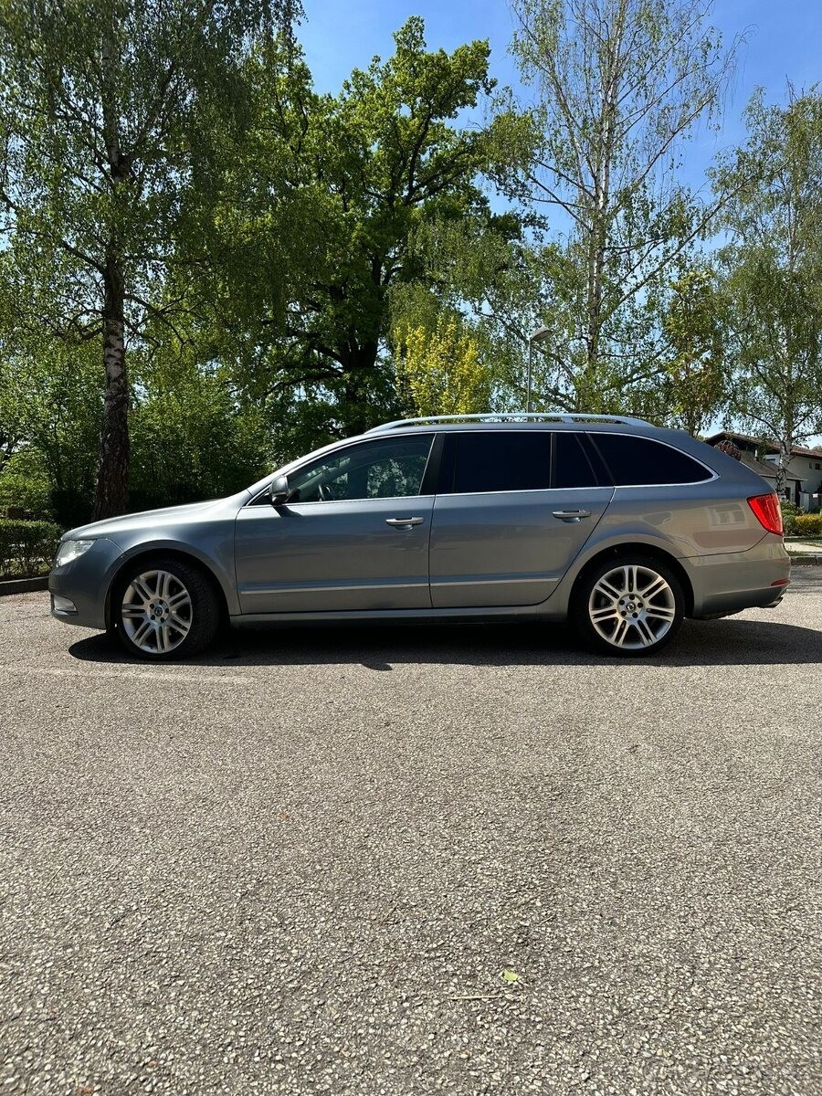 Škoda Superb 2,0   TDI CR, 125 kW, Elegance, ČB