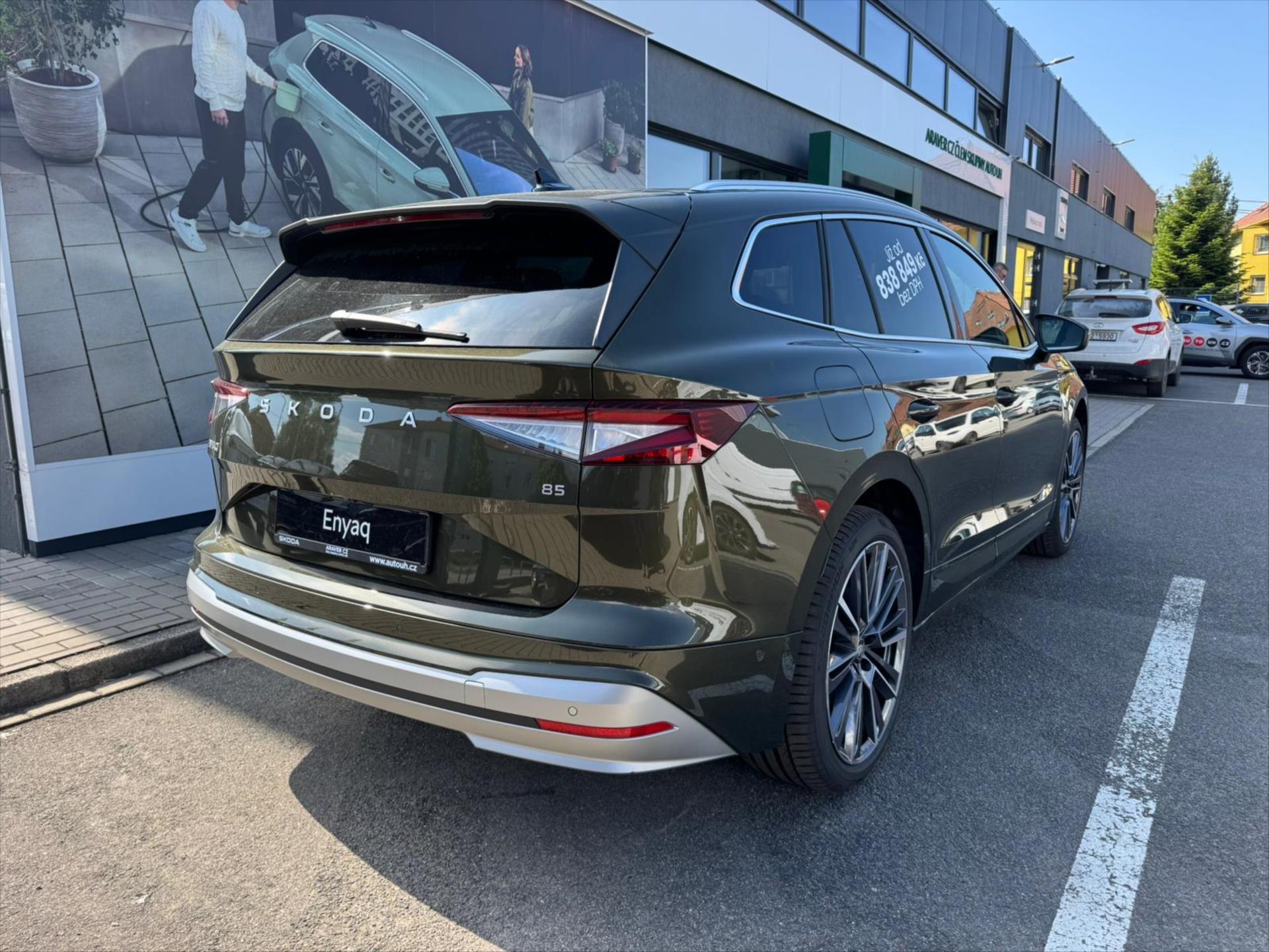skoda-enyaq-iv-82-kwh-210-kw-iv-l-k-85 - 4