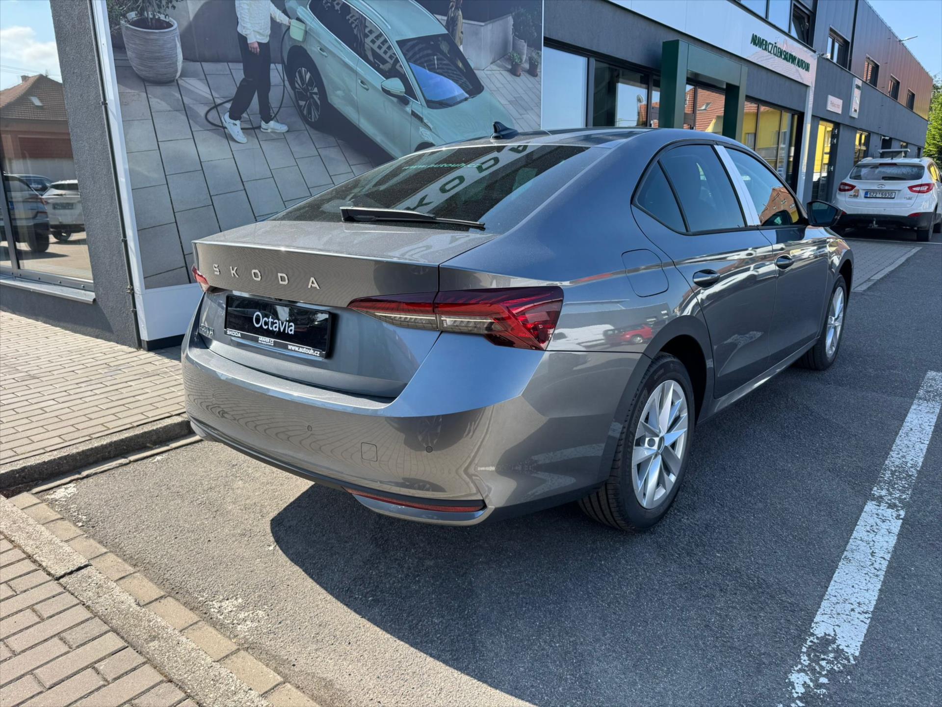 skoda-octavia-1-5-tsi-85-kw-classic - 4