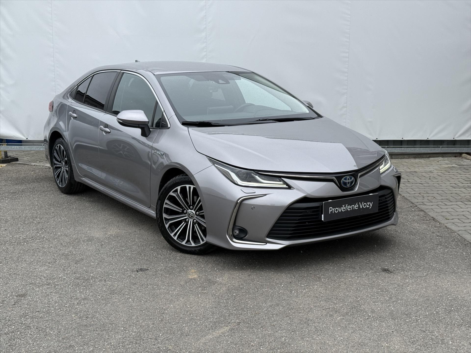 toyota-corolla-1-8-comfort-style-tech - 2
