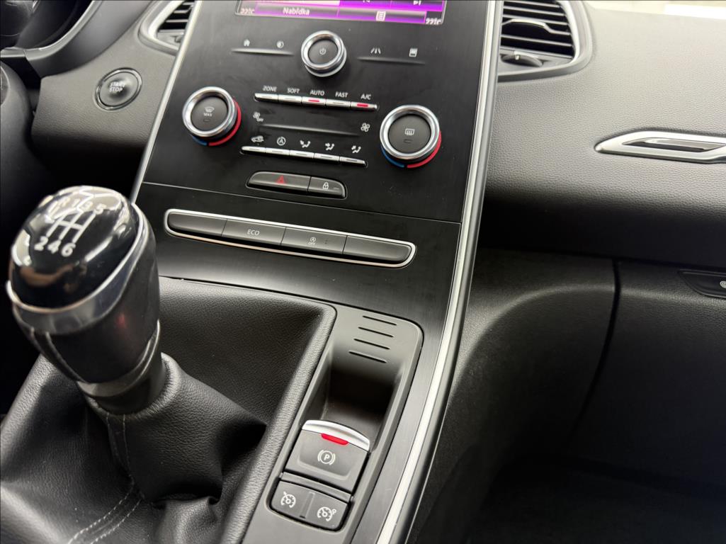 renault-grand-scenic-1-3-tce-7mist-navi-kamera - 9