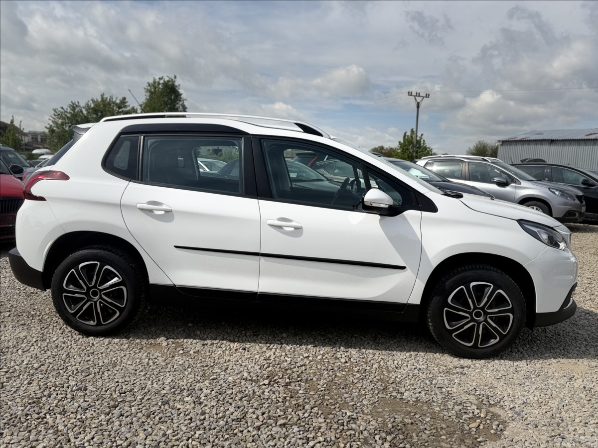 peugeot-2008-1-2-i-digiklima-nove-v-cr - 3