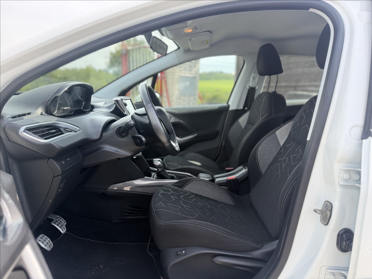 peugeot-2008-1-2-i-digiklima-nove-v-cr - 8