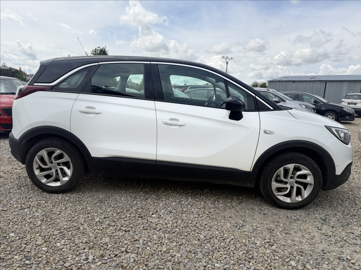 opel-crossland-1-2-i-1majitel-cr-dph-automat - 3